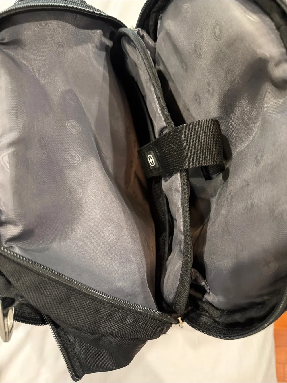 SwissGear Wenger Laptop Backpack Black ScanSmart Multi-Comp TSA